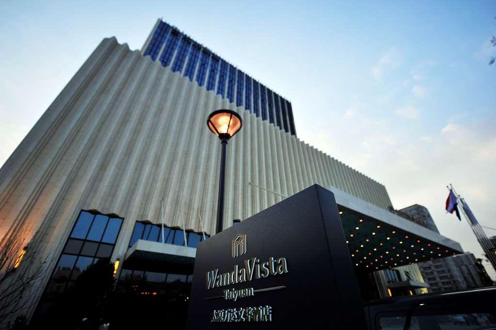 Wanda Vista Taiyuan Hotell Exteriör bild