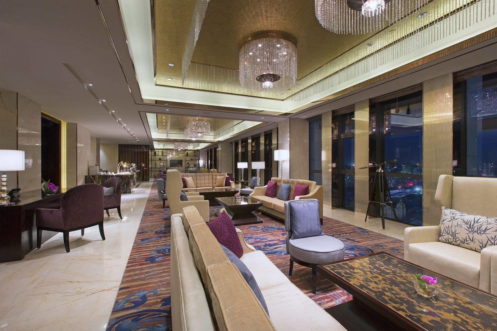 Wanda Vista Taiyuan Hotell Exteriör bild
